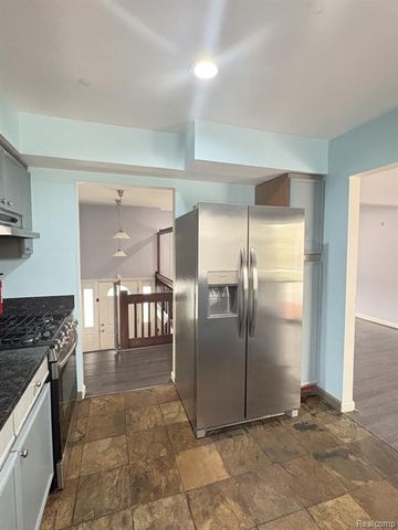 2781 Majestic Court, Troy, MI 48083