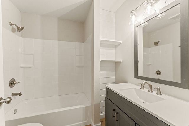 76 Overton Drive, Bella Vista, AR 72714