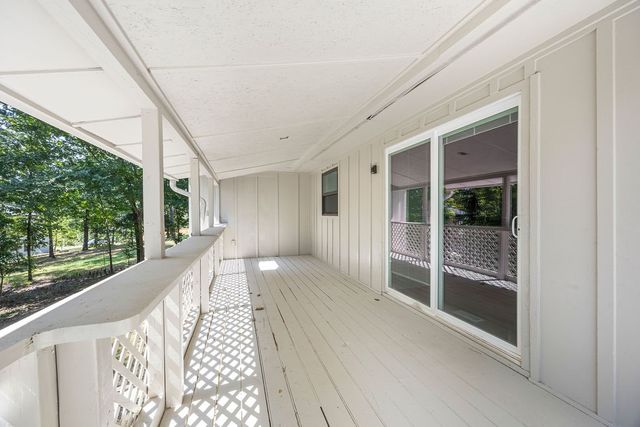 76 Overton Drive, Bella Vista, AR 72714