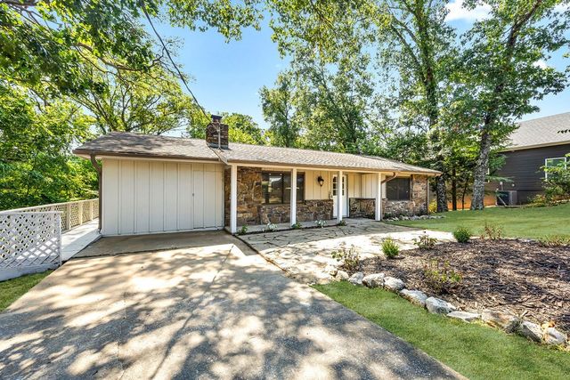 76 Overton Drive, Bella Vista, AR 72714