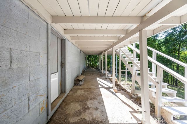 76 Overton Drive, Bella Vista, AR 72714