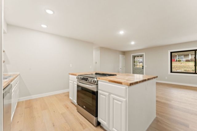 76 Overton Drive, Bella Vista, AR 72714