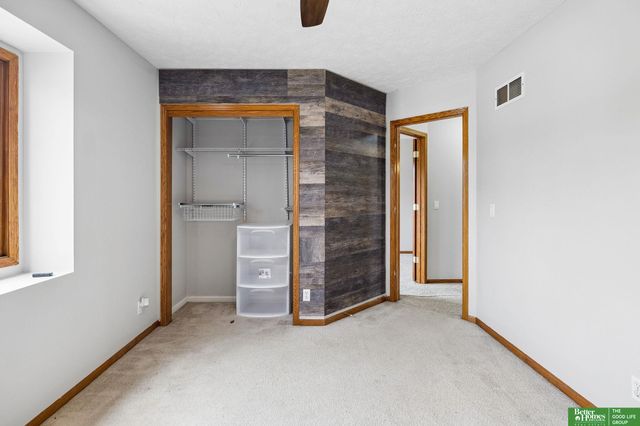 4317 S 150th Street, Omaha, NE 68137