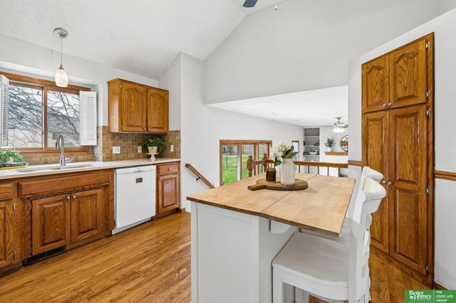 4317 S 150th Street, Omaha, NE 68137