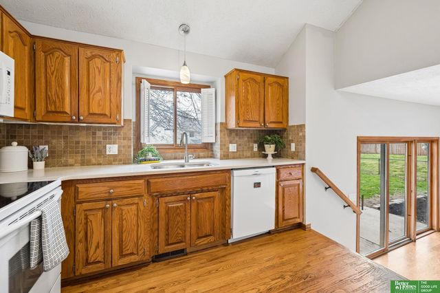 4317 S 150th Street, Omaha, NE 68137