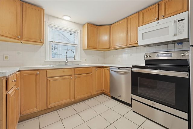 13 Greeley Street, Providence, RI 02904
