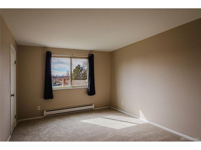 16512 E Louisiana Dr, Aurora, CO 80017