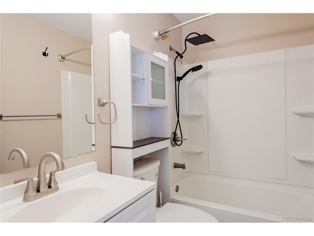 16512 E Louisiana Dr, Aurora, CO 80017