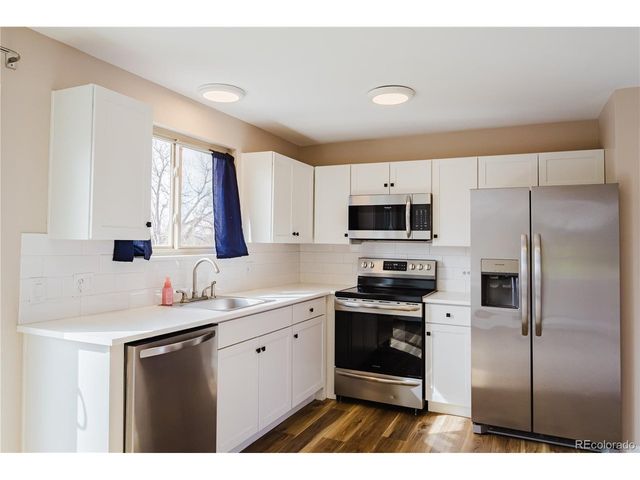 16512 E Louisiana Dr, Aurora, CO 80017