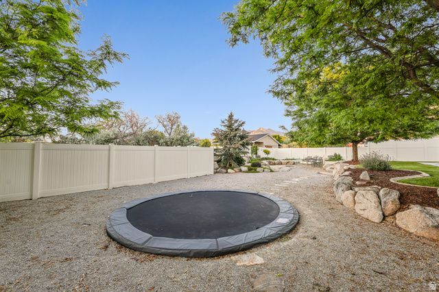 469 E 12000 S, Draper, UT 84020