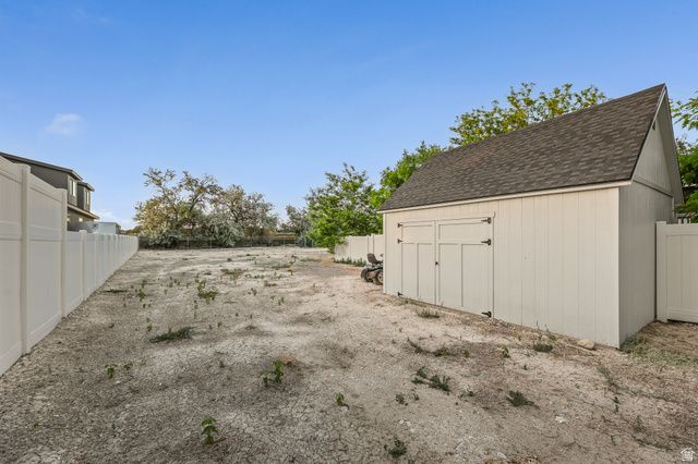 469 E 12000 S, Draper, UT 84020