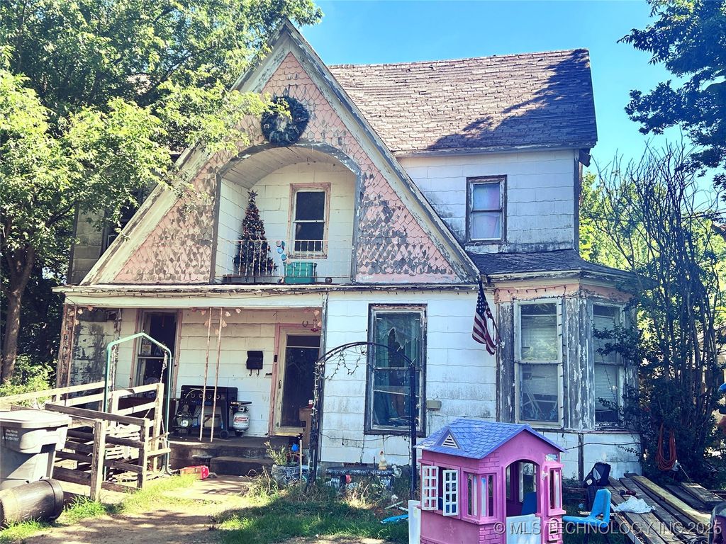 101 NE 2nd Street, Wagoner, OK 74467