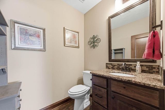 1109 E Rosemont Pl, Andover, KS 67002