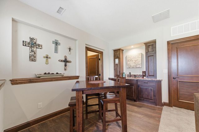 1109 E Rosemont Pl, Andover, KS 67002