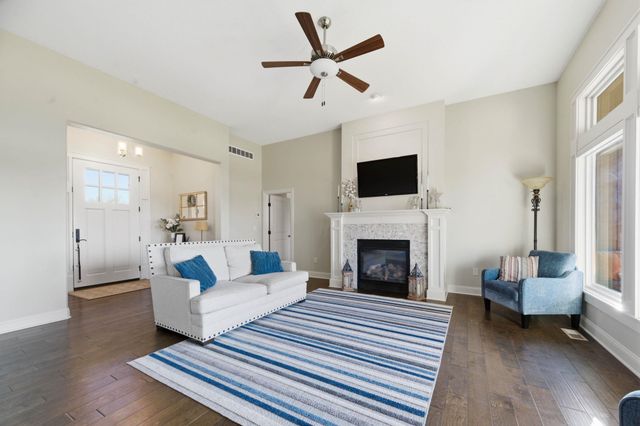 1109 E Rosemont Pl, Andover, KS 67002