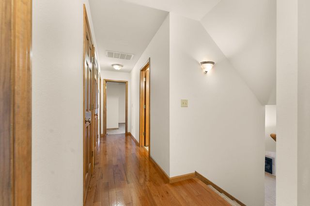 3322 S Saratoga Avenue, Springfield, MO 65804
