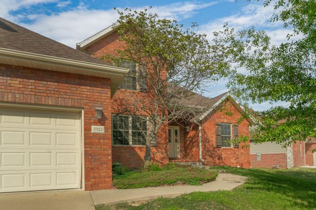 3322 S Saratoga Avenue, Springfield, MO 65804