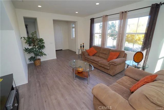28492 Camino Del Arte Drive, Valencia, CA 91354