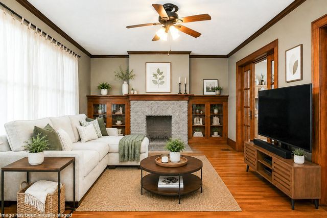 284 E Jenkins Avenue, Columbus, OH 43207