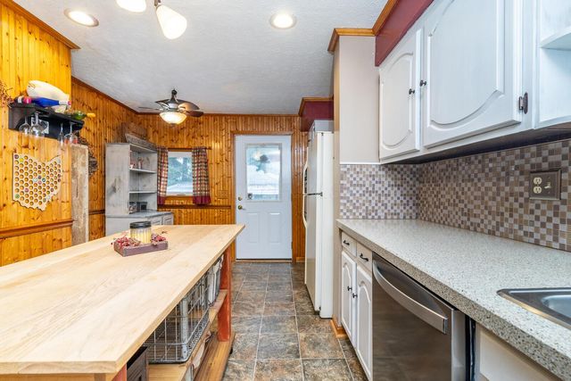 284 E Jenkins Avenue, Columbus, OH 43207