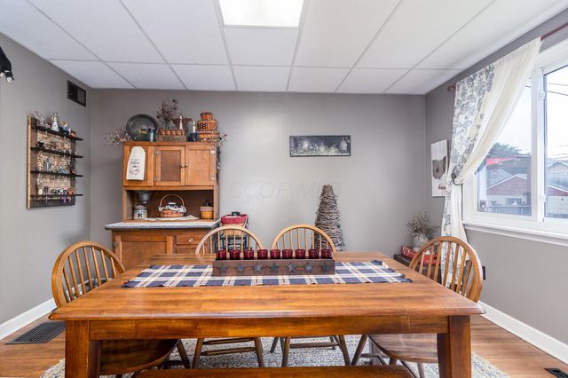 284 E Jenkins Avenue, Columbus, OH 43207