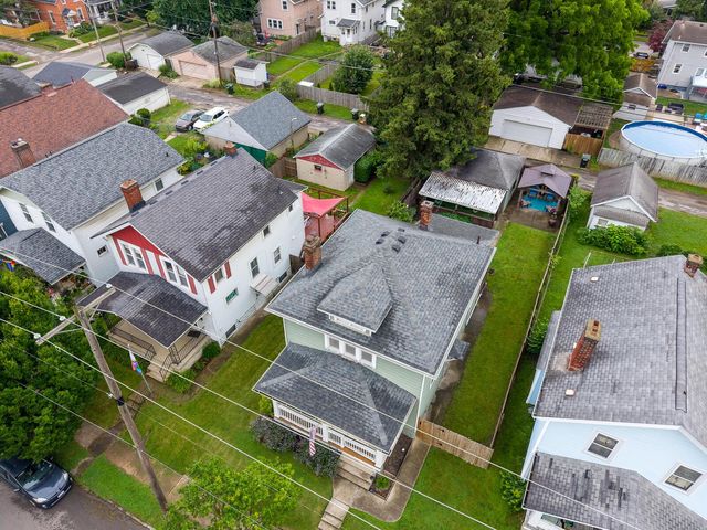 284 E Jenkins Avenue, Columbus, OH 43207