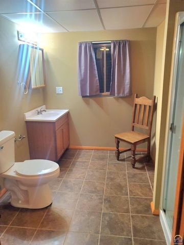 3317 NW Rochester RD, Topeka, KS 66617