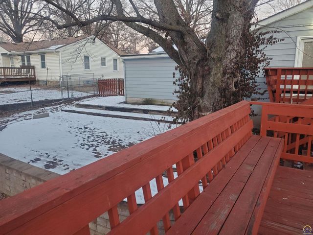 3317 NW Rochester RD, Topeka, KS 66617