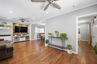 1100 W Gage Avenue, Los Angeles, CA 90044