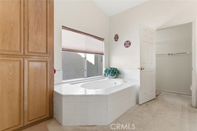 7422 Kyle Court, West Hills (los Angeles), CA 91307