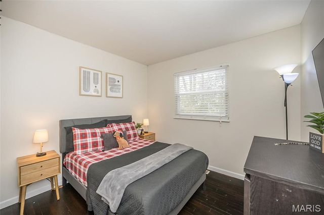 7405 Foxmont Drive, Hazelwood, MO 63042