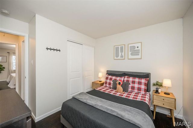 7405 Foxmont Drive, Hazelwood, MO 63042