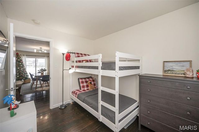 7405 Foxmont Drive, Hazelwood, MO 63042