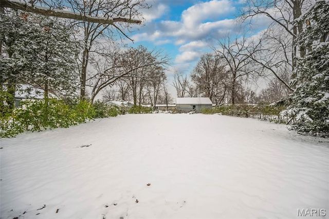 7405 Foxmont Drive, Hazelwood, MO 63042