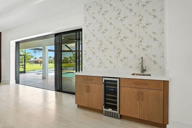 11853 Princess Grace CT, Cape Coral, FL 33991