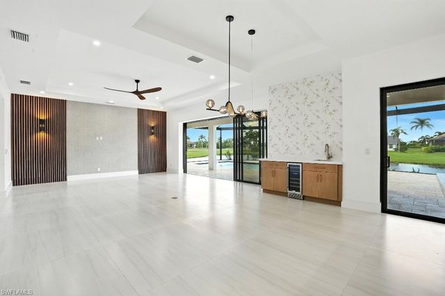 11853 Princess Grace CT, Cape Coral, FL 33991