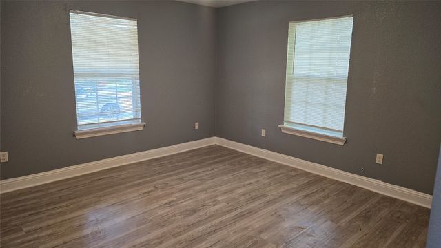 304 E King Street, Sherman, TX 75090