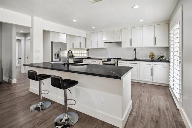 4715 Braesvalley Drive, Houston, TX 77096