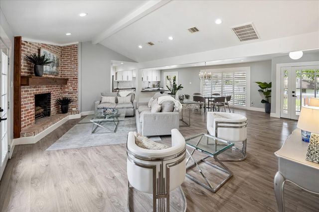 4715 Braesvalley Drive, Houston, TX 77096