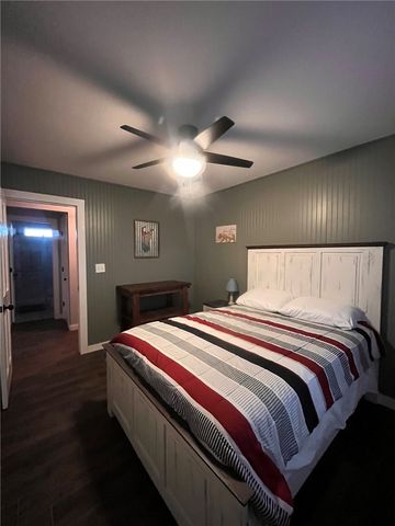 1 Hillcrest Drive, Holiday Island, AR 72631