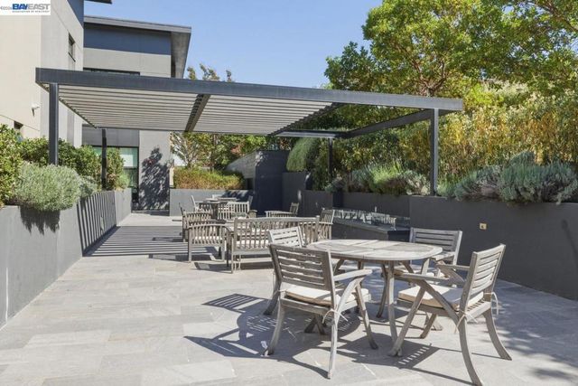 600 El Camino Real 308, Belmont, CA 94002