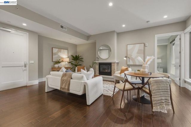 600 El Camino Real 308, Belmont, CA 94002