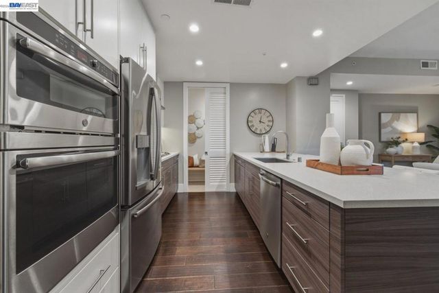 600 El Camino Real 308, Belmont, CA 94002