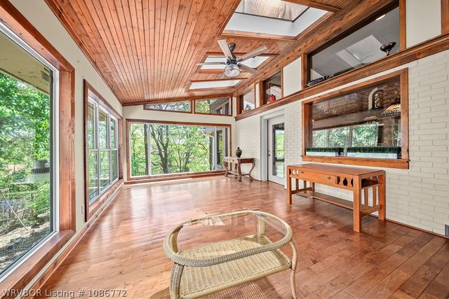 1013 74th Street, Fort Smith, AR 72903