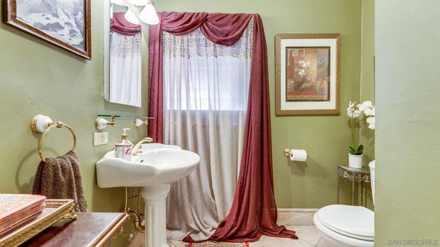 2270 Juan St, San Diego, CA 92103