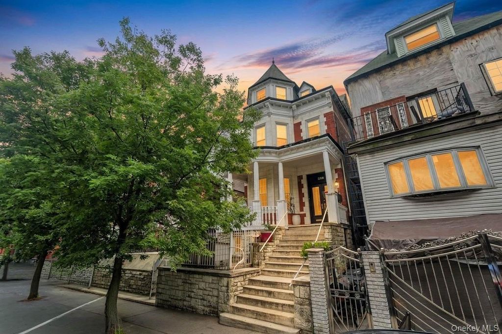 330 E 198th Street, Bronx, NY 10458 — exterior
