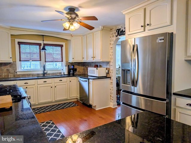 103 N BRENTWOOD AVE, Pitman, NJ 08071