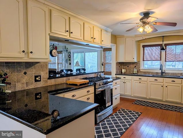 103 N BRENTWOOD AVE, Pitman, NJ 08071