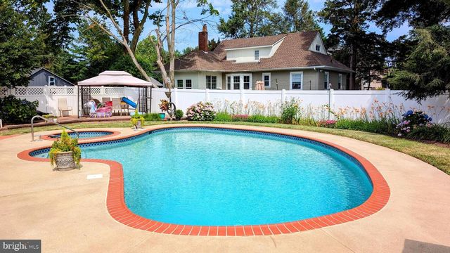 103 N BRENTWOOD AVE, Pitman, NJ 08071