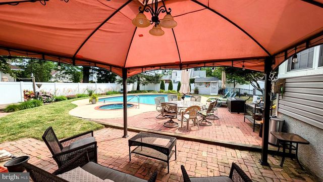 103 N BRENTWOOD AVE, Pitman, NJ 08071